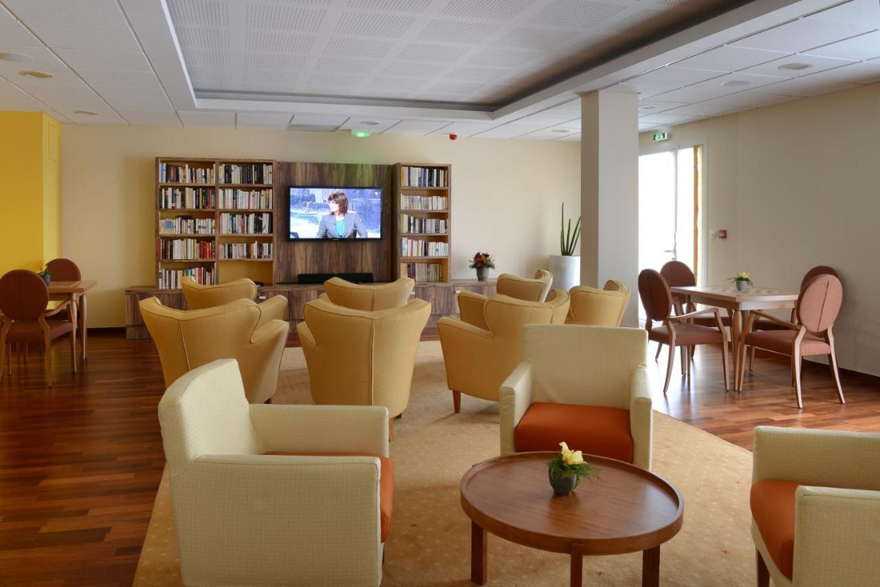 Aparthotel Domitys Les Tours D'Or Perpignan Exterior foto
